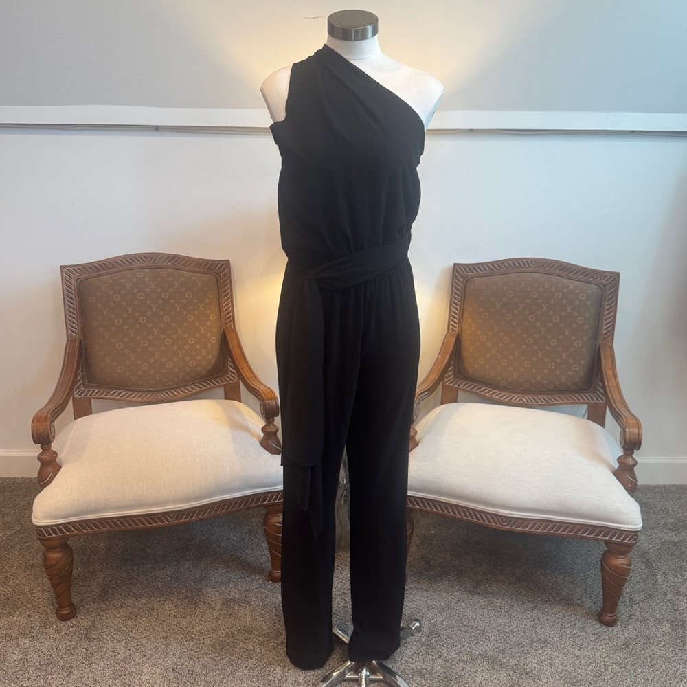 NWT HALSTON Elegant Silk-Blend Black One-Shoulder Jumpsuit, Size Medium
